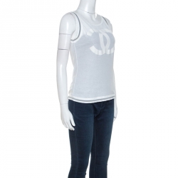 Pre Owned توب شانيل أبيض بالشعار المطبوع L