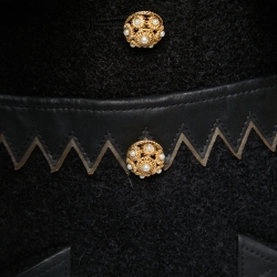 Chanel Black Boucle Wool Leather Trimmed Salzburg Skirt Suit M