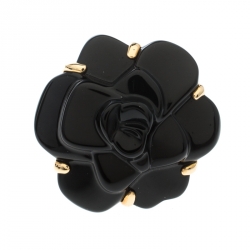 Chanel Camelia Carved Onyx 18K Yellow Flower Cocktail Gold Ring Size 50