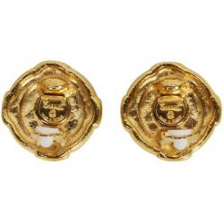 Chanel CC Vintage 1970 Gold Tone Clip-On Earrings