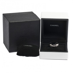 Chanel Coco Crush 18K White Gold Band Ring Size 55