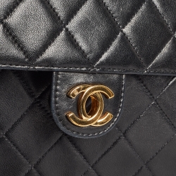 Pre Owned Chanel Black Quilted Leather CC Flap Bag