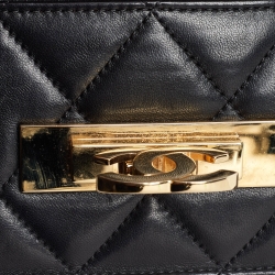 Pre Owned Chanel Black Quilted Leather Golden Class Wallet on Chain