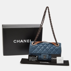 Pre Owned Chanel Blue Quilted Iridescent Leather Medium In-The-Mix Flap Bag