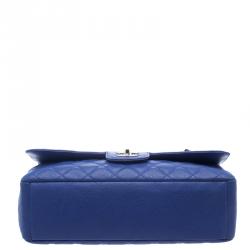 Pre Owned حقيبة شانيل قلاب مفرد كلاسيك ماكسي جلد كافيار مبطنة زرقاء