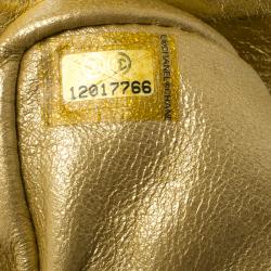 مملوكة مسبقًا حقيبة صغيرة شانيل قلاب ميني ريإيشو جلد مبطنة ميتالك ذهبية