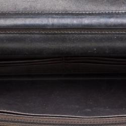 مملوكة مسبقًا Chanel Metallic Black Leather Camellia Wallet on Chain