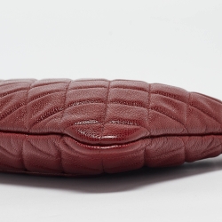 Pre Owned Chanel Red Quilted Caviar Leather Medium O-Case Zip Pouch