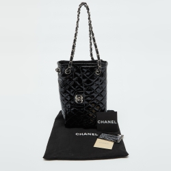 Pre Owned Chanel Black Quilted Patent Leather Sideways Flap Shoulder Bag