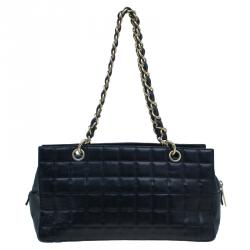Pre Owned حقيبة شانيل شوكيليت بار جلد أسود بيتيت شوبر