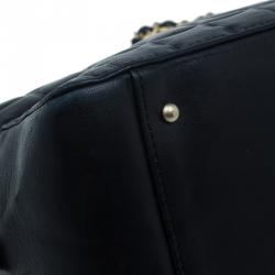 Pre Owned حقيبة شانيل شوكيليت بار جلد أسود بيتيت شوبر