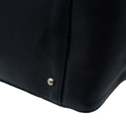 Pre Owned حقيبة شانيل شوكيليت بار جلد أسود بيتيت شوبر