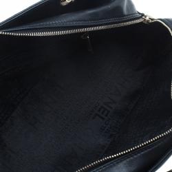 Pre Owned حقيبة شانيل شوكيليت بار جلد أسود بيتيت شوبر