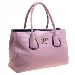 مملوكة مسبقًا Chanel Lilac Leather Large Cerf Executive Tote