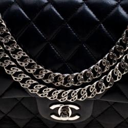 مملوكة مسبقًا Chanel Black Quilted Leather Medium Bijoux Chain Classic Double Flap Bag