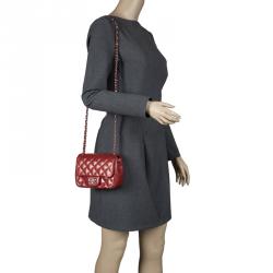 مملوكة مسبقًا Chanel Red Quilted Leather Mini Square Classic Flap Bag