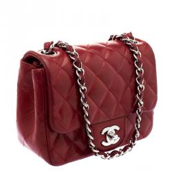مملوكة مسبقًا Chanel Red Quilted Leather Mini Square Classic Flap Bag