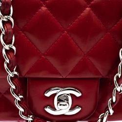 مملوكة مسبقًا Chanel Red Quilted Leather Mini Square Classic Flap Bag