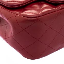 مملوكة مسبقًا Chanel Red Quilted Leather Mini Square Classic Flap Bag