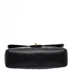 مملوكة مسبقًا حقيبة شانيل ماكسي كلاسيك بقلاب واحد جلد كافيار مبطن سوداء