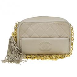 مملوكة مسبقًا Chanel Beige Quilted Lambskin Shoulder Bag With Tassel