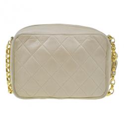 مملوكة مسبقًا Chanel Beige Quilted Lambskin Shoulder Bag With Tassel