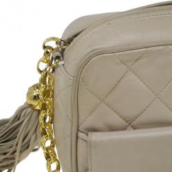 مملوكة مسبقًا Chanel Beige Quilted Lambskin Shoulder Bag With Tassel