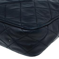 مملوكة مسبقًا Chanel Black Lambskin Camera Bag With Tassel