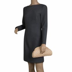 Pre Owned حقيبة كلاتش شانيل تايمليس جلد مبطنة بيج