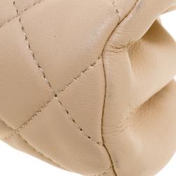 Pre Owned حقيبة كلاتش شانيل تايمليس جلد مبطنة بيج