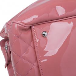 مملوكة مسبقًا Chanel Pink Patent Leather CC Lipstick Tote