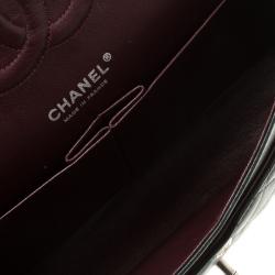 مملوكة مسبقًا Chanel Black Quilted Leather Medium Classic Double Flap Bag