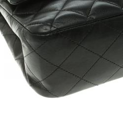 مملوكة مسبقًا Chanel Black Quilted Leather Medium Classic Double Flap Bag