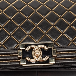 Pre Owned Chanel Black Quilted Leather Medium Chain Detail Boy Flap Bag