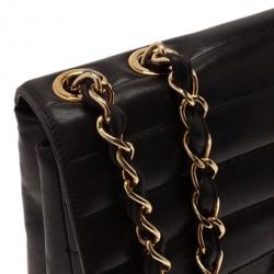 Pre Owned Chanel Black Vintage Horizontal Stitch Bag