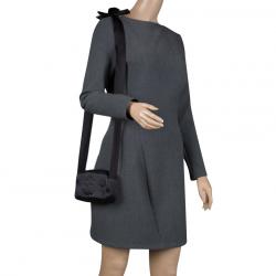 Pre Owned حقيبة كروس شانيل كاميليا فيونكة ساتان سوداء