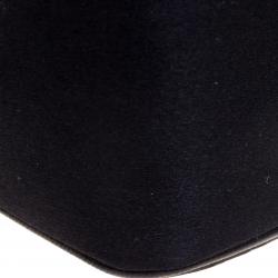 Pre Owned حقيبة كروس شانيل كاميليا فيونكة ساتان سوداء