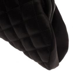 مملوكة مسبقًا حقيبة يد شانيل سوداء قماش مبطنة حواف جلد مادموزيل