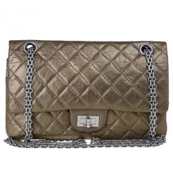 مملوكة مسبقًا حقيبة شانيل جلد ذهبي 2.55 ريسو 225 للكتف