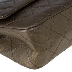 مملوكة مسبقًا حقيبة شانيل جلد ذهبي 2.55 ريسو 225 للكتف