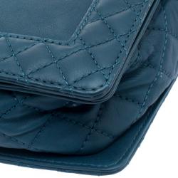 مملوكة مسبقًا Chanel Ocean Blue Leather New Medium Reverso Boy Flap Bag