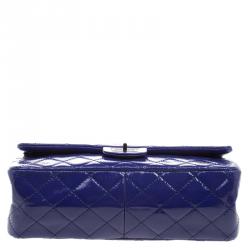 مملوكة مسبقًا حقيبة شانيل قلاب 226 كلاسيك 2.55 ريإيشو جلد لامعة كافيار مبطن زرقاء