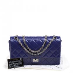 مملوكة مسبقًا حقيبة شانيل قلاب 226 كلاسيك 2.55 ريإيشو جلد لامعة كافيار مبطن زرقاء