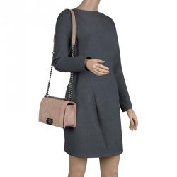 مملوكة مسبقًا Chanel Beige Quilted Caviar Leather Medium Boy Flap Bag