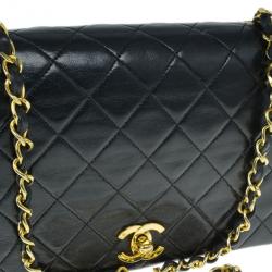 Pre Owned Chanel Black Lambskin Single Flap Shoulder Bag