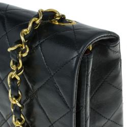 Pre Owned Chanel Black Lambskin Single Flap Shoulder Bag