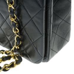 Pre Owned Chanel Black Lambskin Single Flap Shoulder Bag