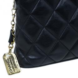 مملوكة مسبقًا Chanel Black Lambskin Vintage Mademoiselle Small Shoulder Bag
