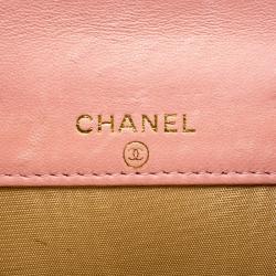 Pre Owned Chanel Pink Caviar Leather CC Logo Trifold Wallet