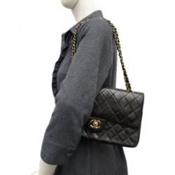 Pre Owned Chanel Black Lambskin Medium Double Flap Shoulder Bag